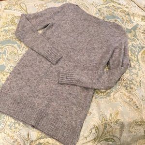 Never worn super cozy loft tunic!!